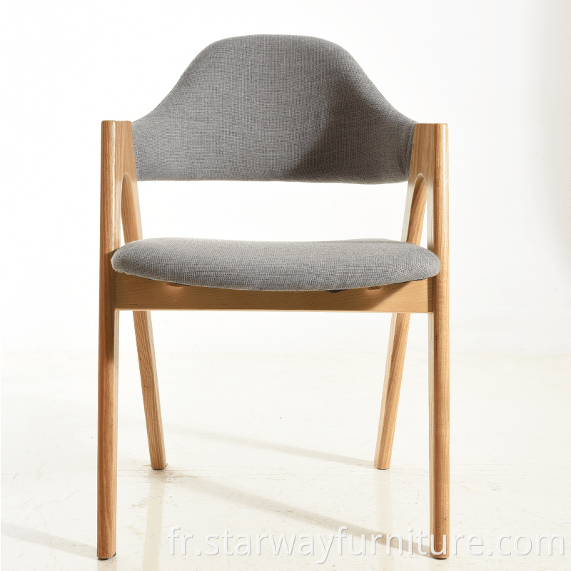 Tissu moderne Chaise à manger de loisirs rembourrés avec cuisson de bois Restaurant Salon Restaurant